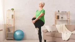 Slabé nohy neodpúšťajú nečinnosť: Ako po 50-ke jednoducho „reštartovať“ svaly?