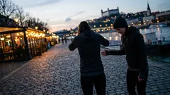 Životná historka: Rok sme žili ako pár, no na jednej párty ma úplne vymazala