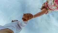 Žiadna romantika: psychológovia odhalili, čo v skutočnosti upevňuje vzťahy