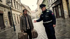 Životná historka: Na Obchodnej som zastavil muža s kuframi a spravil krok vedľa