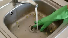 Jedna tableta a horúca voda - upchávka sa vyparí, akoby nikdy neexistovala: rada inštalatéra