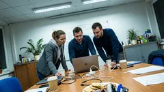 Životná historka: V pondelok ráno prišli fotky billboardov a mne stiahlo žalúdok