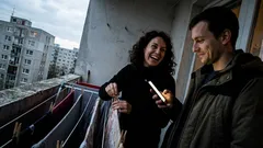 Životná historka: Na balkóne mi niečo spadlo a jeho otázka ma odzbrojila