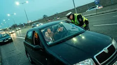 Životná historka: Zastavili nás majáky a zrazu som nevedela, kam sa pozrieť