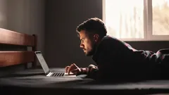 Nie z dobrého života: Ako sa polyworking stal trendom a v čom nám môže uškodiť