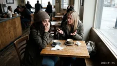 Životný príbeh: Jedno meno pri káve mi prevrátilo vzťah aj celý život naruby